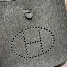 Load image into Gallery viewer, HM214 Hermes Evelyne 23 / HIGHEST QUALITY VERSION / 23 cm
