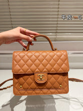 Load image into Gallery viewer, CC1183 Flap Bag with Top Handle / 8.7x7.7x2.7inch
