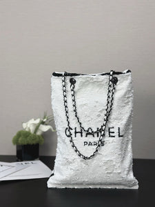 CC996 Shopping Bag / HIGHEST QUALITY VERSION / 15.2 × 11.7 × 0.8 in