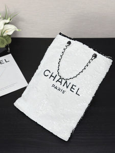 CC998 Shopping Bag / HIGHEST QUALITY VERSION / 15.2 × 11.7 × 0.8 in