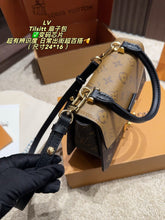 Load image into Gallery viewer, LB1589 LV Tilsitt Bag / 24×16cm
