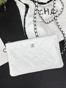 CC998 Shopping Bag / HIGHEST QUALITY VERSION / 15.2 × 11.7 × 0.8 in