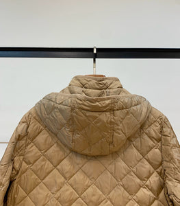 CLTH468 Burberry Quilted Thermoregulated Jacket