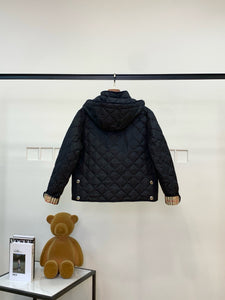 CLTH469 Burberry Quilted Thermoregulated Jacket