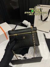 Load image into Gallery viewer, CC1504 Chanel 26A LP Lunch Box Bag / 19×17cm
