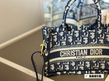 Load image into Gallery viewer, DR424 Mini Dior Book Tote / 8.5 x 5 x 3 inches
