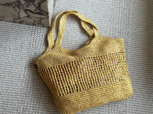 Load image into Gallery viewer, YSK407 Icare in Raffia /  18.1&quot; X 16.9&quot; X 2&quot;
