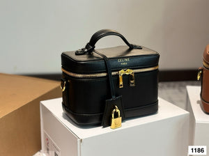 CL140 CELINE VANITY / 7 x 5 x 7 IN