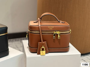 CL140 CELINE VANITY / 7 x 5 x 7 IN