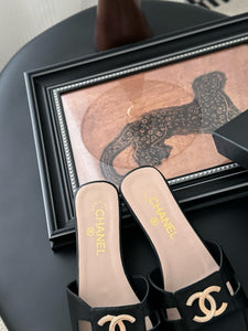 SE1632 Chanel Mules / Size5-11