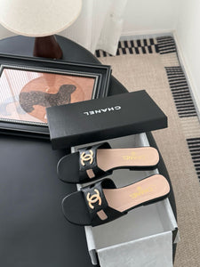 SE1632 Chanel Mules / Size5-11