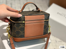 Load image into Gallery viewer, CL140 CELINE VANITY / 7 x 5 x 7 IN
