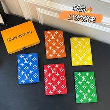 Load image into Gallery viewer, LB970 Passport Cover /  3.9 x 5.5 x 1 inches
