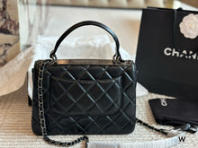 Load image into Gallery viewer, CC1002 Flap Bag with Top Handle / 6.6 × 9.8 × 4.7 in
