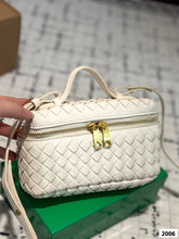 Load image into Gallery viewer, BV080 Bang Bang / 5.1x9x2.4inch
