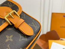 Load image into Gallery viewer, LB1594 LV Satchel Mini / Monogram Archive Coated Canvas / 19×15cm
