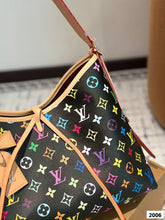 Load image into Gallery viewer, LB1206 LV x TM CarryAll PM / 11.4 x 9.4 x 4.7 inches
