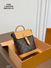 Load image into Gallery viewer, LB1595 LV Palm Springs PM / Monogram Canvas Backpack / S:23 x 17 cm / L:32 x 24 cm
