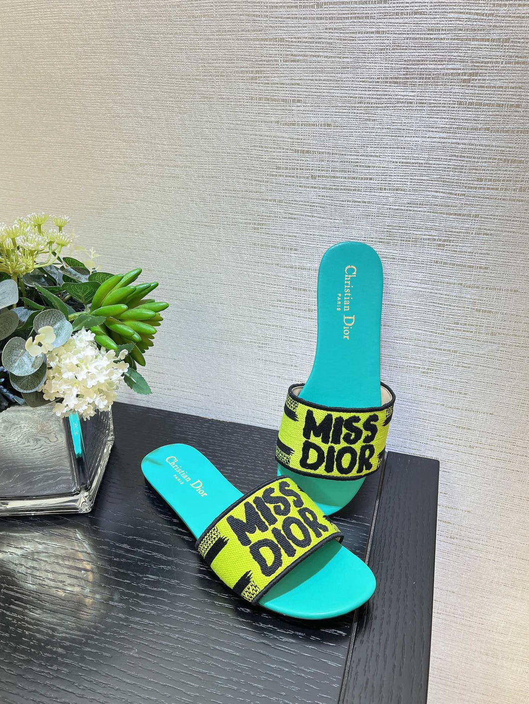 SE1449 Dway Slide / Size4-11