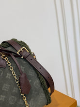 Load image into Gallery viewer, LB1596 LV Speedy P24 30 / Monogram Canvas Pillow Bag / 30×21cm
