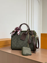 Load image into Gallery viewer, LB1596 LV Speedy P24 30 / Monogram Canvas Pillow Bag / 30×21cm
