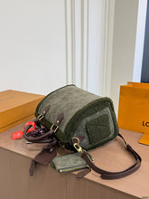 Load image into Gallery viewer, LB1596 LV Speedy P24 30 / Monogram Canvas Pillow Bag / 30×21cm

