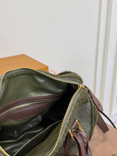 Load image into Gallery viewer, LB1596 LV Speedy P24 30 / Monogram Canvas Pillow Bag / 30×21cm
