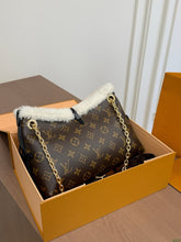 Load image into Gallery viewer, LB1598 LV Carryall BB / 2026 Winter Ski Collection / 26×17cm
