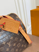 Load image into Gallery viewer, LB1599 LV Speedy P24 30 / 30×21cm
