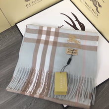 Load image into Gallery viewer, CLTH428 Burberry Check Cashmere Scarf / 168 x 30cm/66.1 x 11.8in

