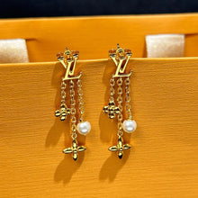 Load image into Gallery viewer, JW866 LB Earring
