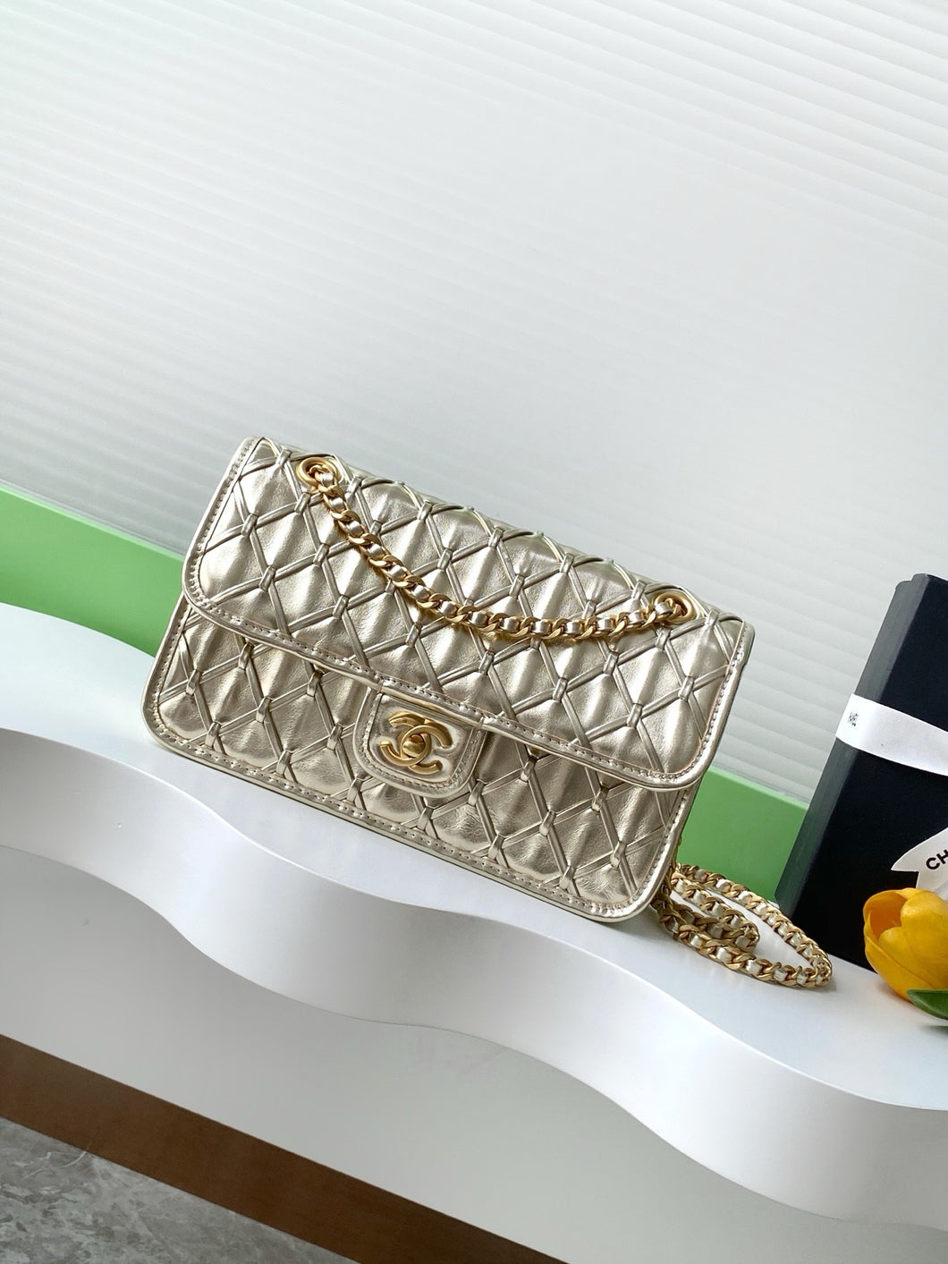 CC1141 Flap Bag / 5.9x9.8x3.1inch / HIGHEST QUALITY VERSION
