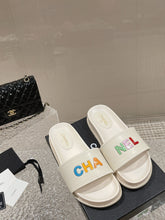 Load image into Gallery viewer, SE1114 CC Slipper / Size4-10
