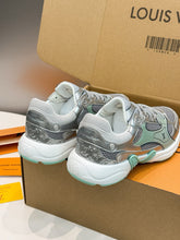 Load image into Gallery viewer, SE1636 LV Olympia Sneaker / Size5-11
