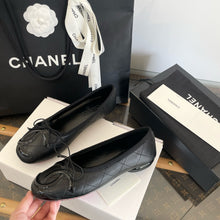 Load image into Gallery viewer, SE1637 Chanel Ballet Flats / Size5-11
