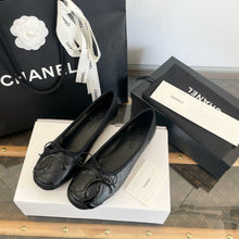 Load image into Gallery viewer, SE1638 Chanel Ballet Flats / Size5-11

