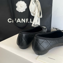 Load image into Gallery viewer, SE1638 Chanel Ballet Flats / Size5-11
