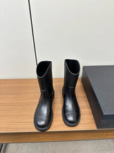 Load image into Gallery viewer, SE1451 CC Short Boots / Size5-10
