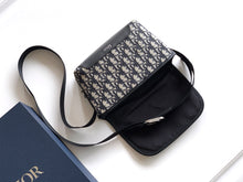 Load image into Gallery viewer, DR666 Dior Jett Mini Messenger Bag / HIGHEST QUALITY VERSION / 20×15×7.5cm
