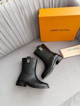 Load image into Gallery viewer, SE1763 LV Ankle Boots / 2.5cm Heel / Sizes 5–11
