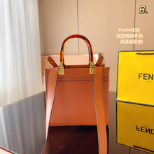 Load image into Gallery viewer, FF184 Fendi Sunshine Small / 9x4.3x8.6inch
