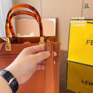 FF184 Fendi Sunshine Small / 9x4.3x8.6inch