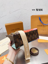 Load image into Gallery viewer, LB819 LV x YK OnTheGo PM /  9.8 x 7.5 x 4.5 inches
