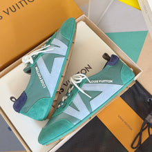 Load image into Gallery viewer, SE1646 LV Sneakerina / Size5-11
