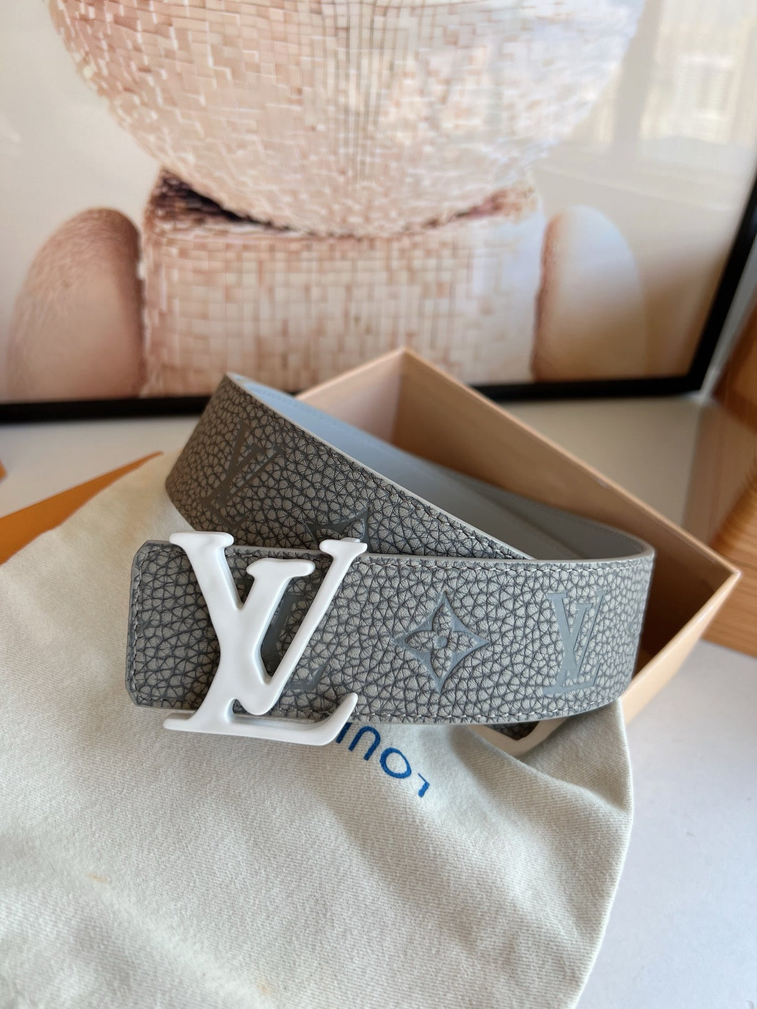 BL253  LV Taurillon 40mm Reversible Belt