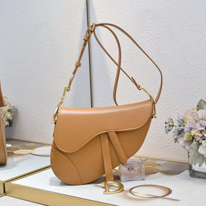 DR555 Medium Soft Saddle Bag with Strap /  9.5x8x3inches