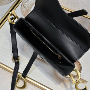 DR555 Medium Soft Saddle Bag with Strap /  9.5x8x3inches