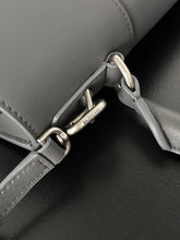 Load image into Gallery viewer, BCG058 Women&#39;s Hourglass Soft Medium Handbag / 15.3x9.8x5.9inch / HIGHEST QUALITY VERSION
