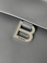 Load image into Gallery viewer, BCG058 Women&#39;s Hourglass Soft Medium Handbag / 15.3x9.8x5.9inch / HIGHEST QUALITY VERSION
