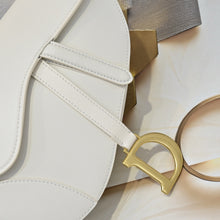 Load image into Gallery viewer, DR556 Medium Soft Saddle Bag with Strap /  9.5x8x3inches
